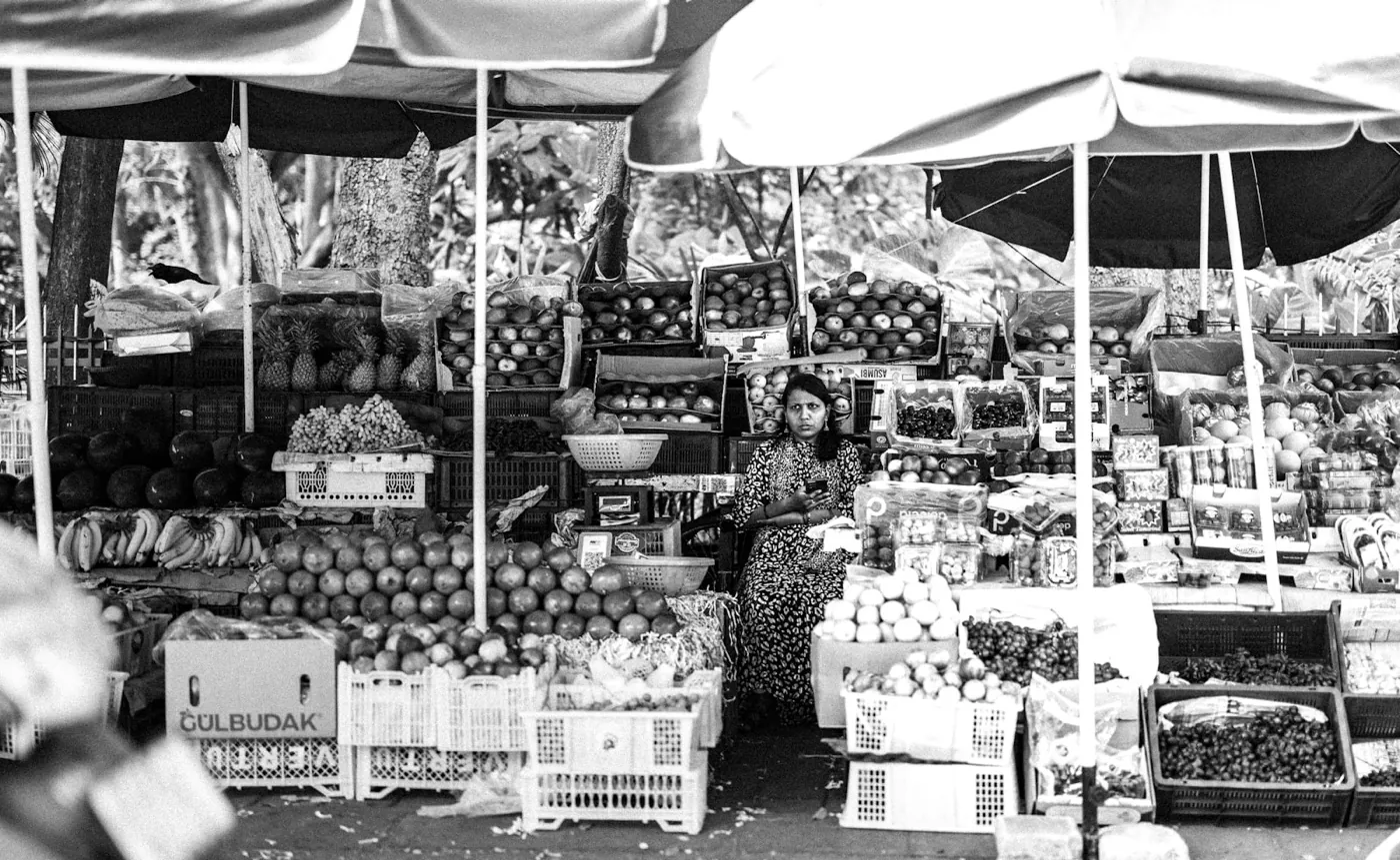 A market trader at work on a quiet morning